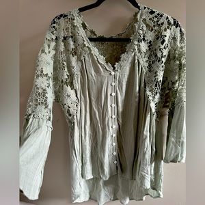 Women’s Crochet Top